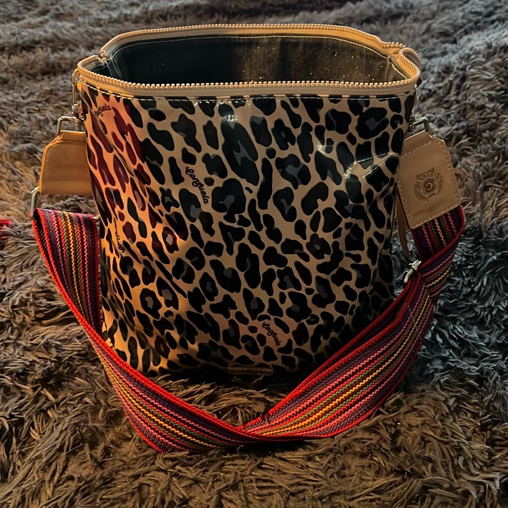 Consuela hobo Bag, blue jag cheeta print